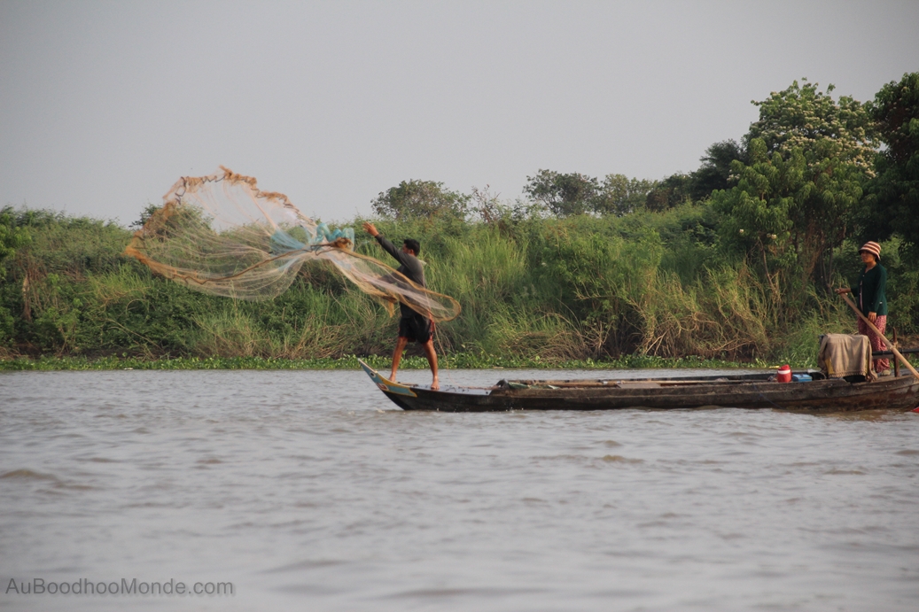 Cambodge - Pecheur Village flottant